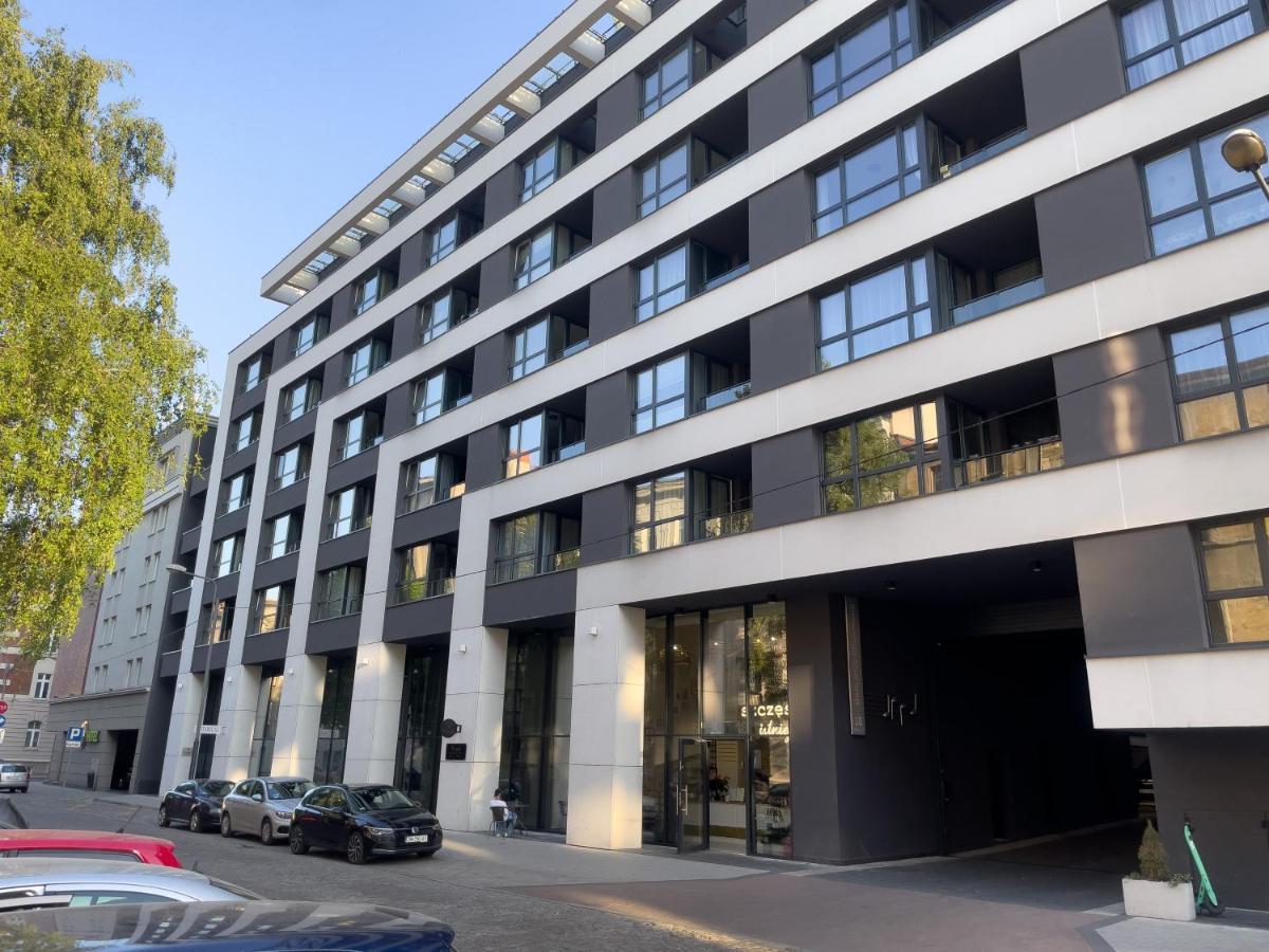 Urban Premium, Opolska 10 No 77b, Free Garage, Self Check-in Apartment *