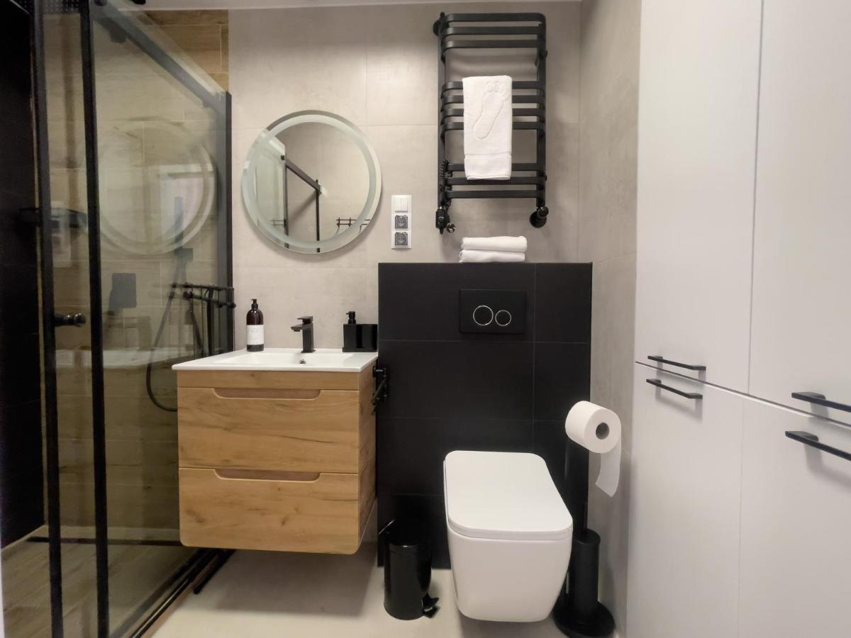 Urban Premium, Opolska 10 No 77b, Free Garage, Self Check-in Apartment *