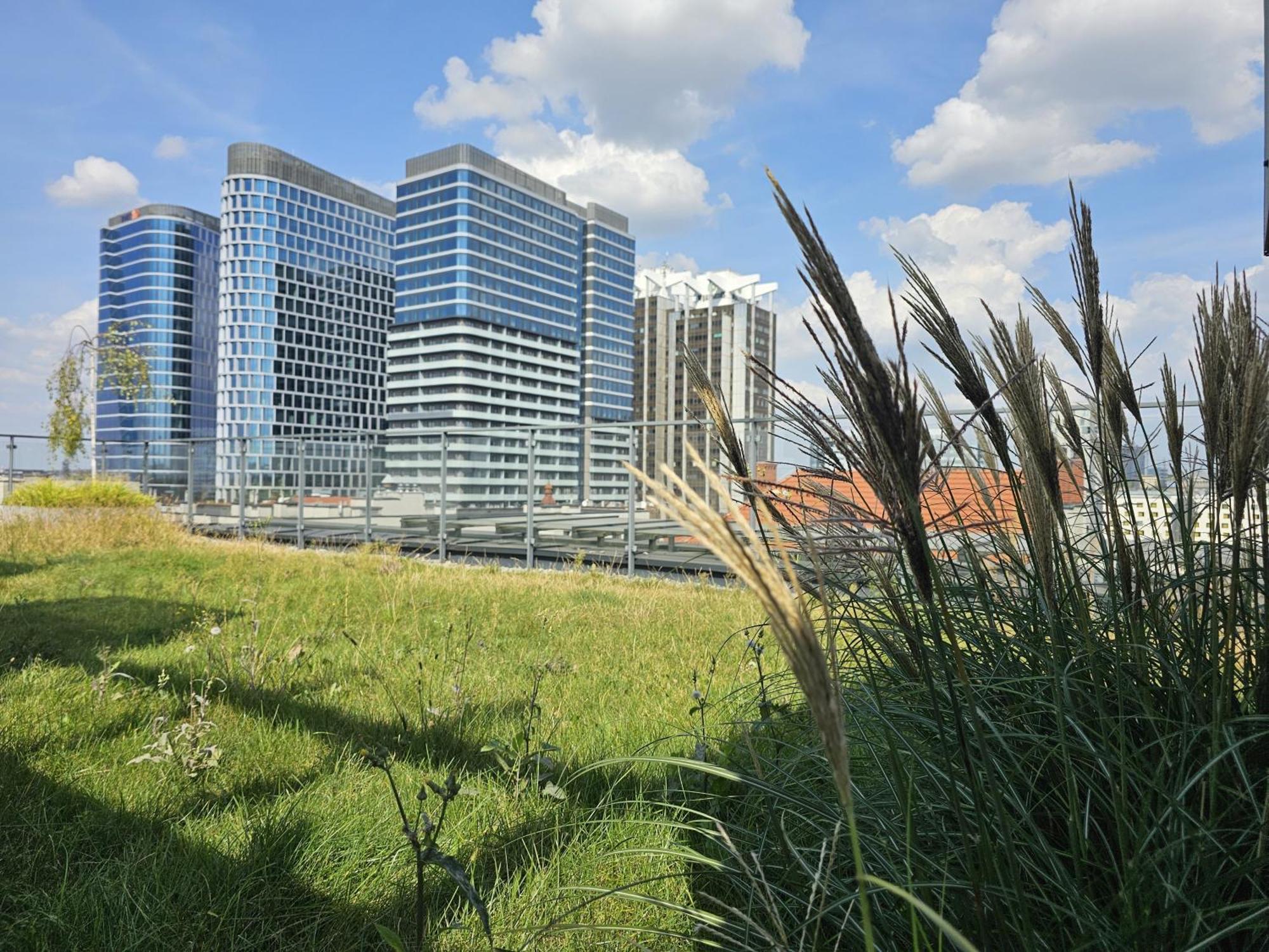 Urban Premium, Opolska 10 No 77b, Free Garage, Self Check-in Apartment